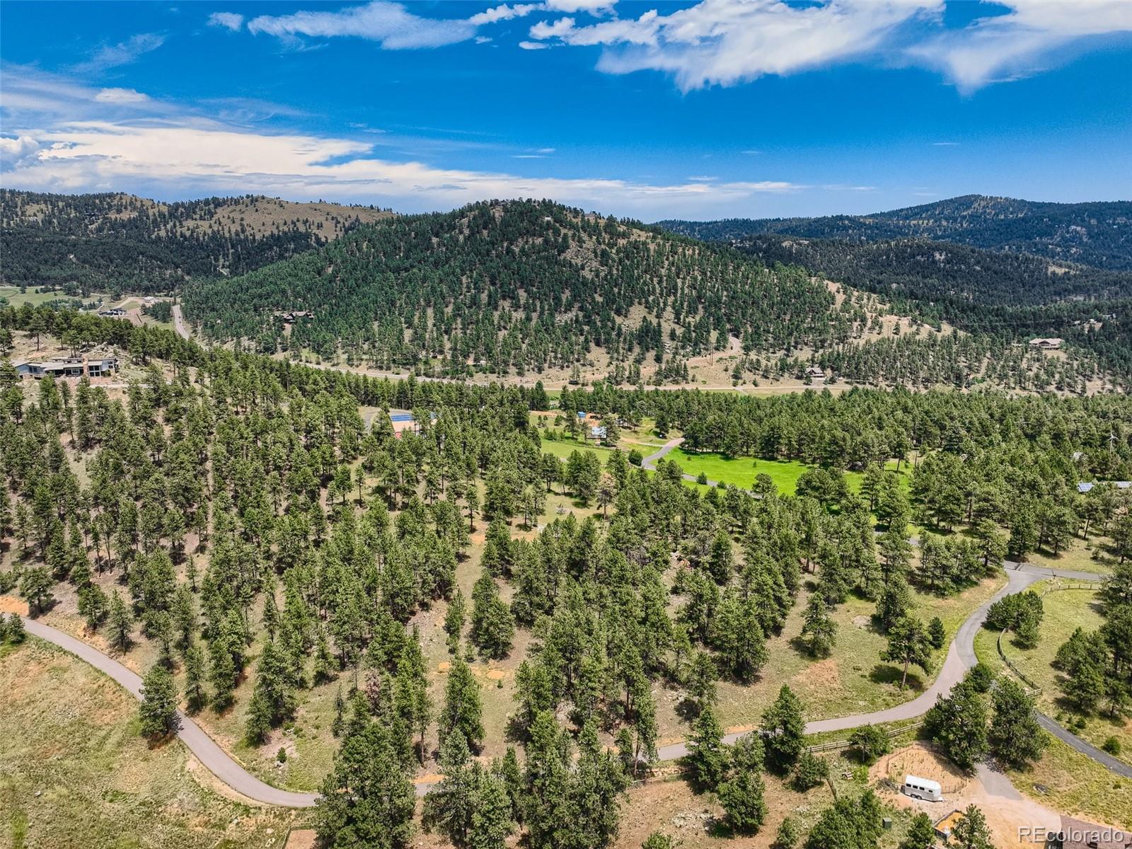 2117 Wieler Road Evergreen, CO 80439 - Photo 9 of 40 Gallery Image 9