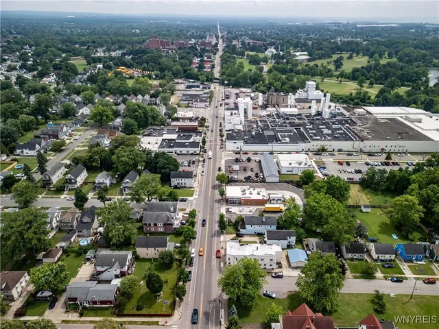 $1,200,000 | 2328 South Park Avenue, Buffalo, NY 14220