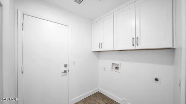 $2,700 | 15442 North 86th Lane, Peoria, AZ 85382