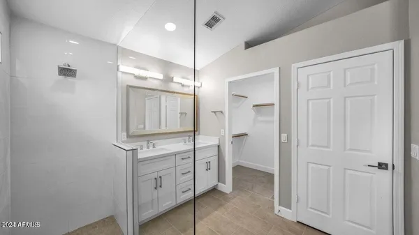 $2,700 | 15442 North 86th Lane, Peoria, AZ 85382