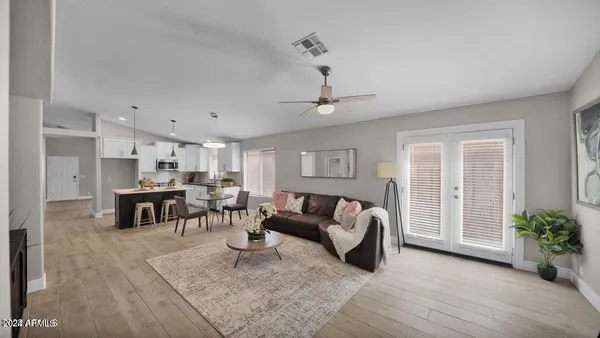 $2,700 | 15442 North 86th Lane, Peoria, AZ 85382