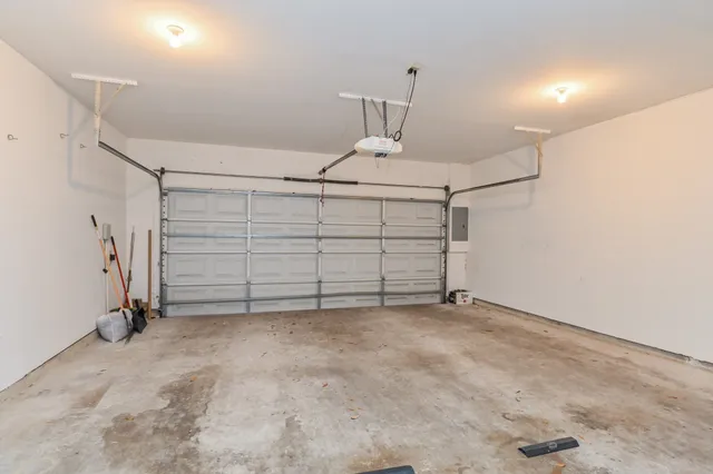 $434,000 | 294 Sugar Berry Circle, Houston, TX 77024