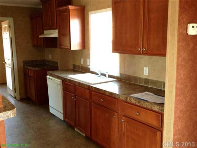 5043 Crawford Road Gastonia, NC 28052 - Photo 4 of 7