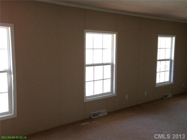 5043 Crawford Road Gastonia, NC 28052 - Photo 6 of 7