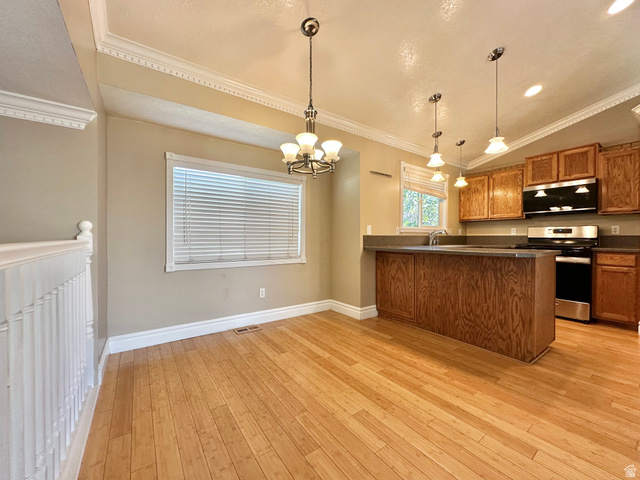 1908 North 200 West Layton, UT 84041 - Photo 7 of 29