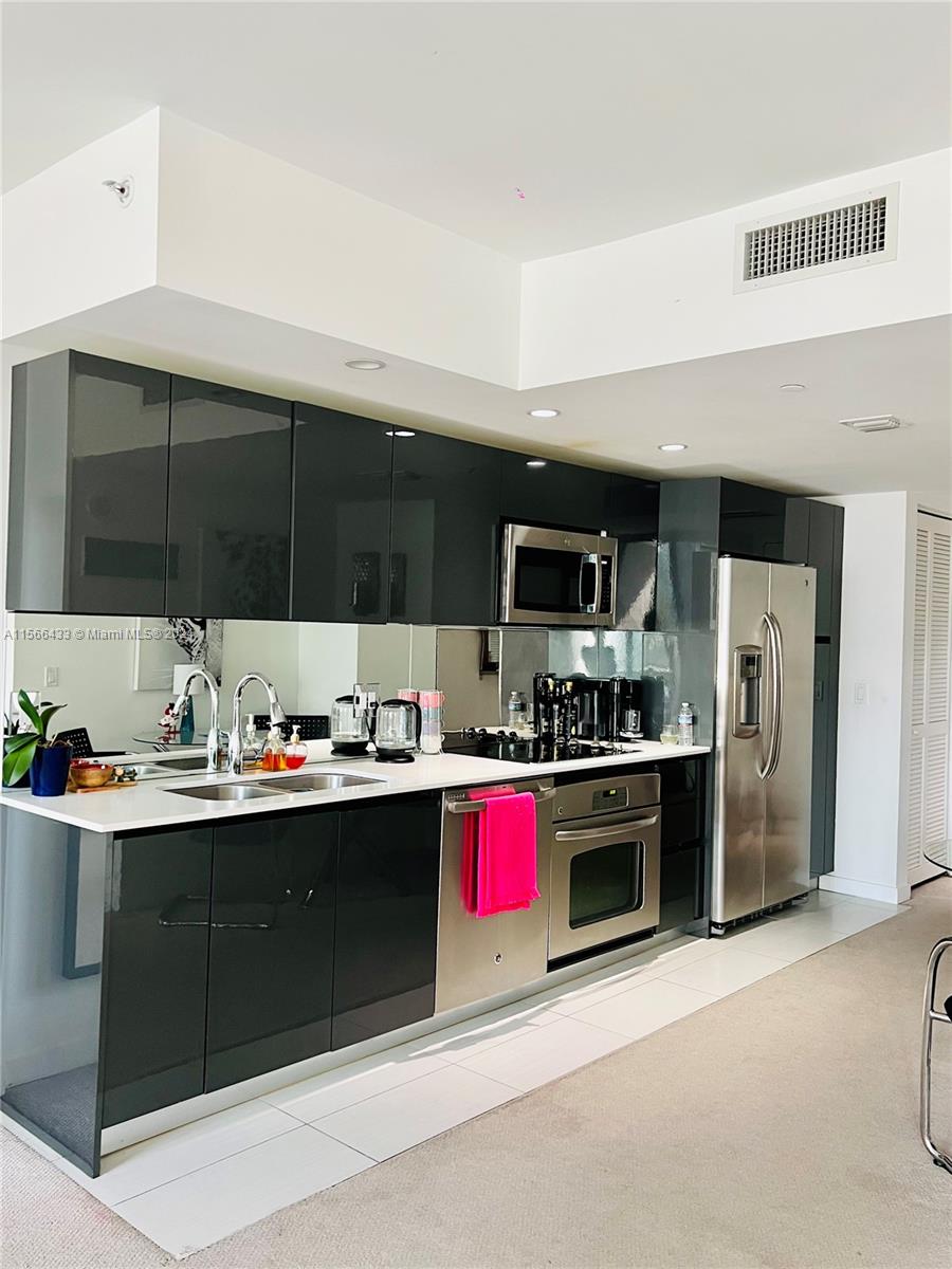 31 Southeast 6th St Unit 1905  