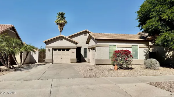 $1,800 | 21930 East Calle De Flores, Queen Creek, AZ 85142