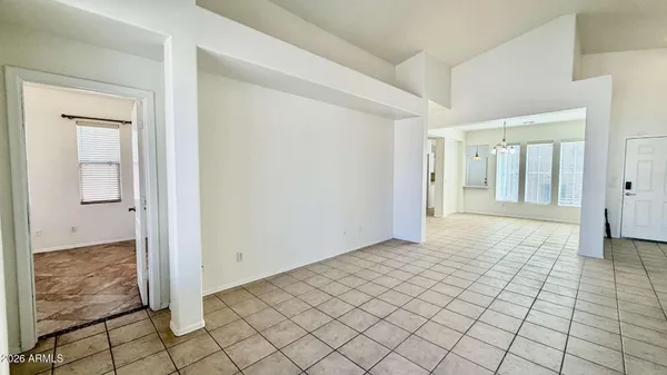 $1,800 | 21930 East Calle De Flores, Queen Creek, AZ 85142