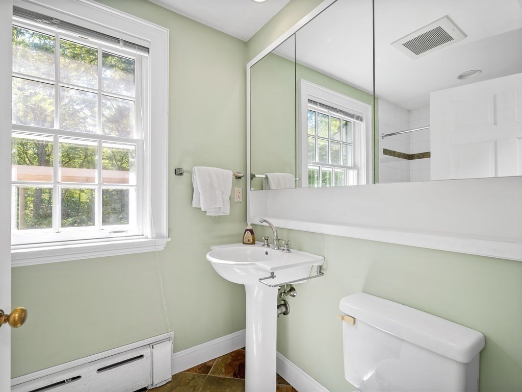 107 Dover Road Wellesley, MA 02482 - Photo 15 of 33