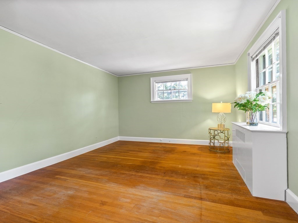 107 Dover Road Wellesley, MA 02482 - Photo 21 of 33
