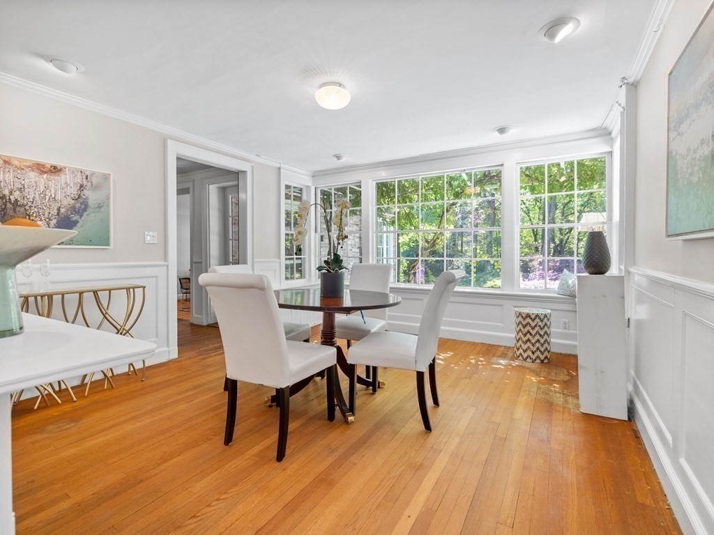 107 Dover Road Wellesley, MA 02482 - Photo 6 of 33