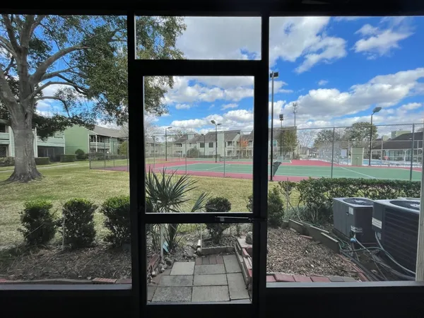 $1,200 | 14777 Wunderlich Drive, Unit 2105, Houston, TX 77069
