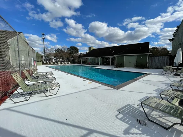 $1,200 | 14777 Wunderlich Drive, Unit 2105, Houston, TX 77069