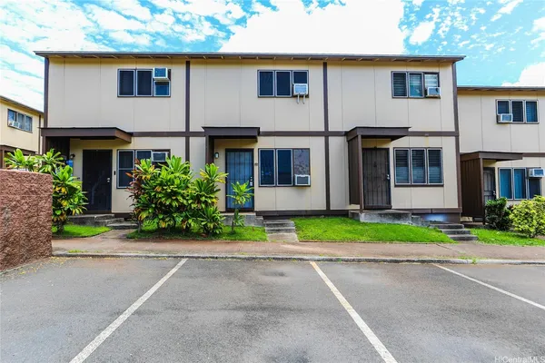 $2,200 | 98-1271 Hoohiki Place, Unit 41, Pearl City, HI 96782