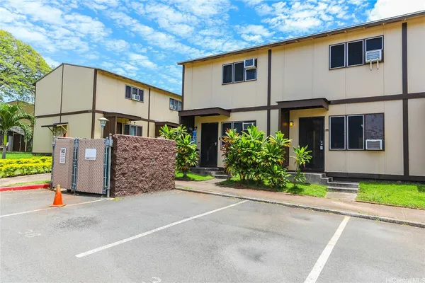 $2,200 | 98-1271 Hoohiki Place, Unit 41, Pearl City, HI 96782