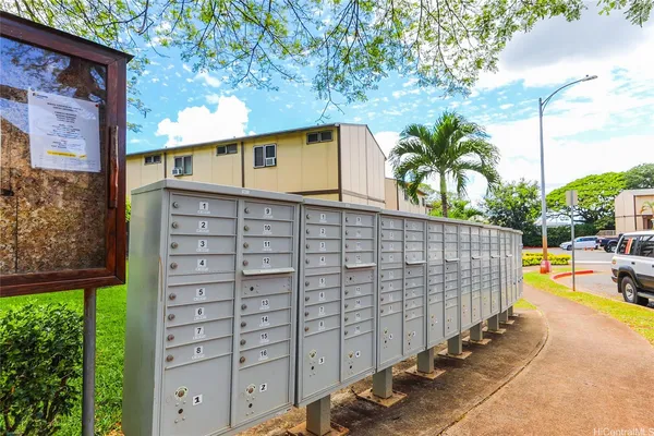 $2,200 | 98-1271 Hoohiki Place, Unit 41, Pearl City, HI 96782