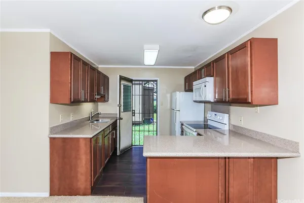 $2,200 | 98-1271 Hoohiki Place, Unit 41, Pearl City, HI 96782