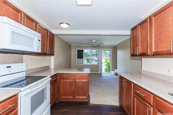 $2,200 | 98-1271 Hoohiki Place, Unit 41, Pearl City, HI 96782