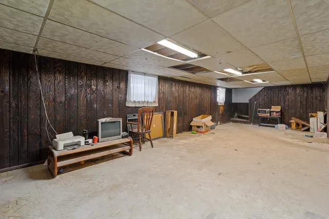 $260,000 | 17363 Oleander Avenue, Tinley Park, IL 60477