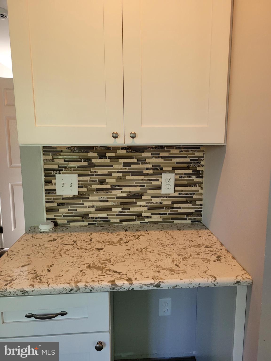 833 Dry Run Road Grantville, PA 17028 - Photo 11 of 41 Coffee Bar Area