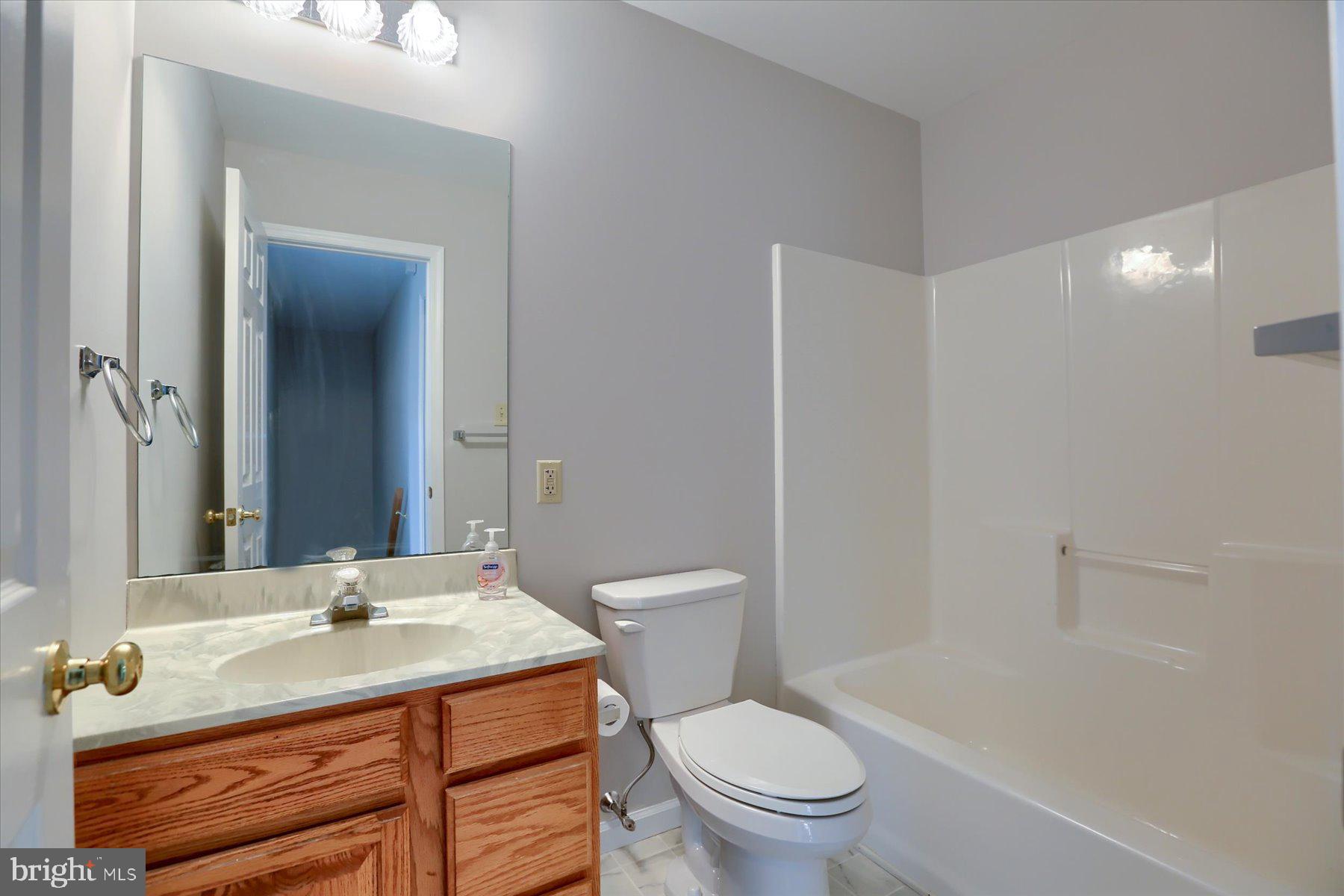833 Dry Run Road Grantville, PA 17028 - Photo 29 of 41 Full Bathroom