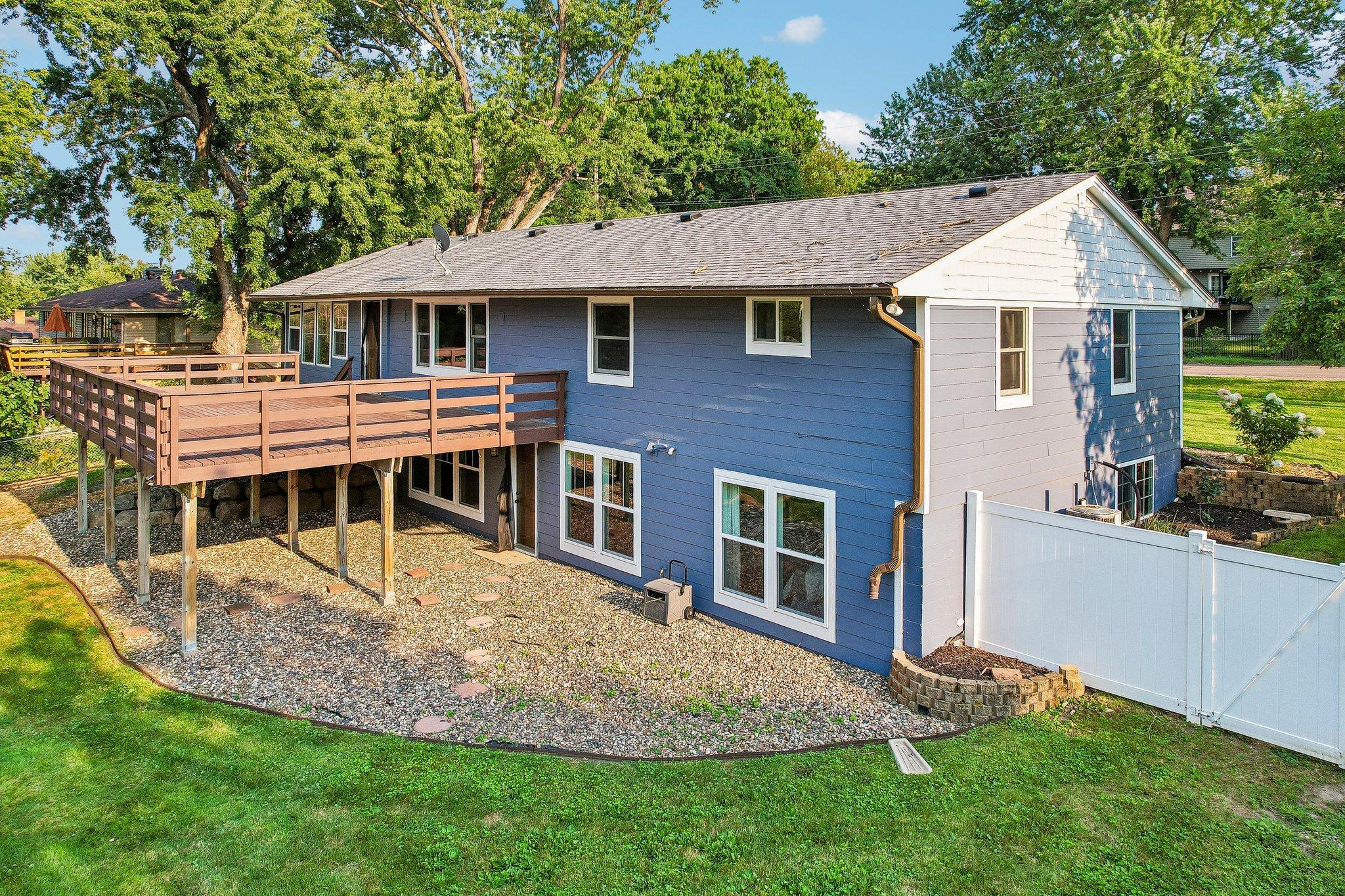 19112 Townline Road Minnetonka, MN 55345 - Photo 37 of 41 Gallery Image 37