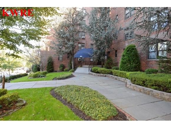 9255 Shore Road, Unit 3H Brooklyn, NY 11209 - Photo 10 of 13 Exterior Front