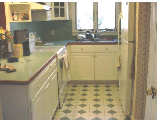 19 Blanchard Road Scituate, MA 02066 - Photo 4 of 11 Gallery Image 4
