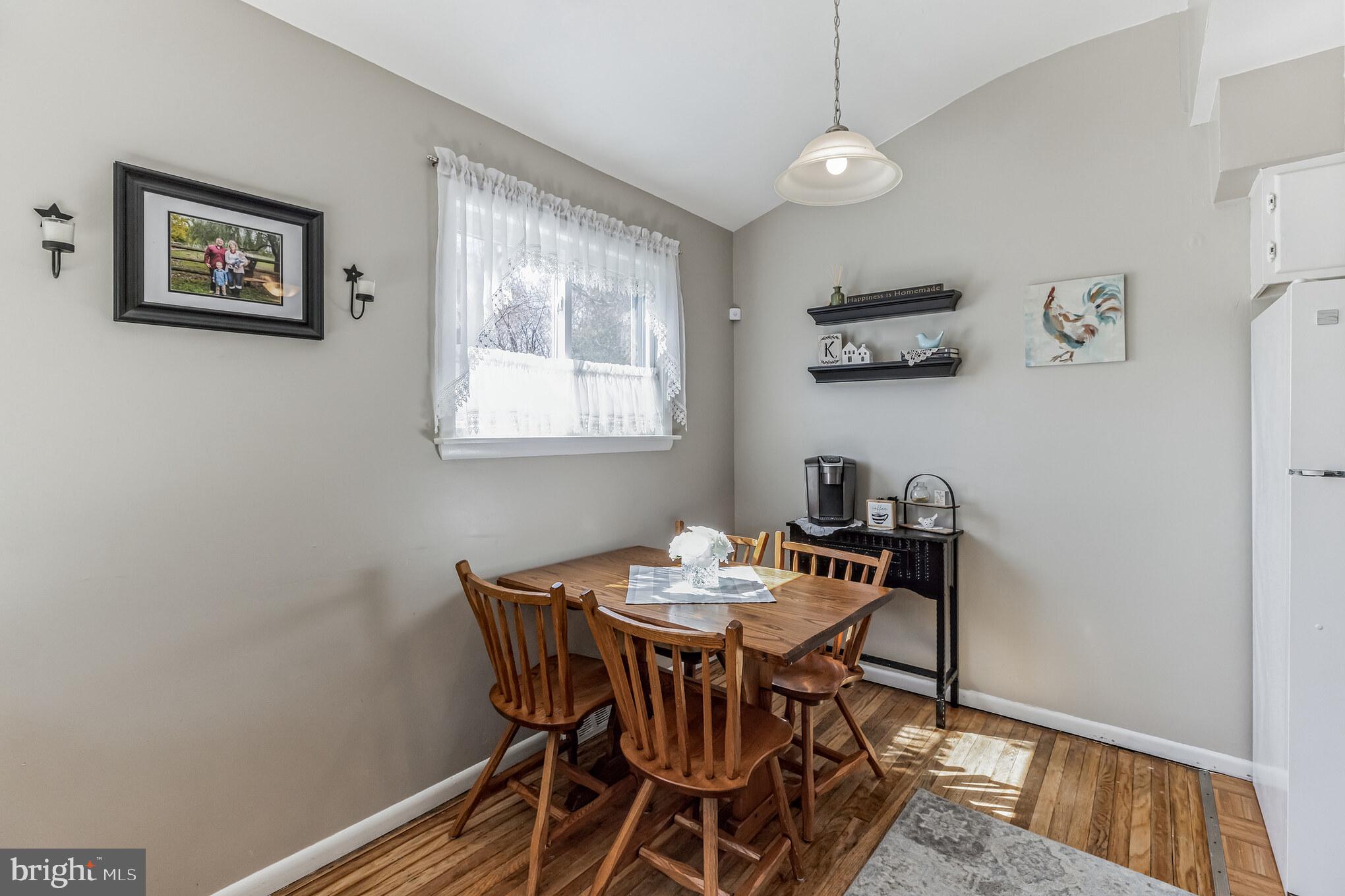 2941 Thunderhead Road Abington, PA 19001 - Photo 11 of 22 Dining Area