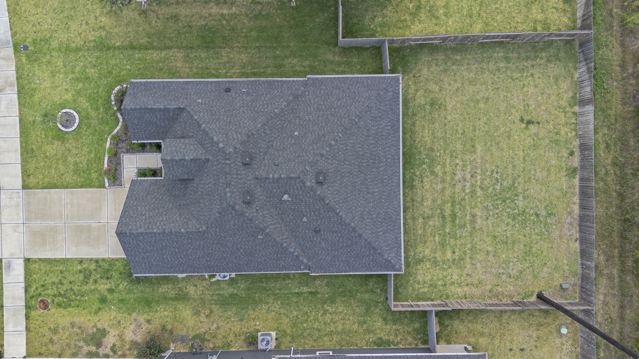 2804 Willow Gulch Way Rosenberg, TX 77469 - Photo 16 of 20 an aerial view of a house with a yard