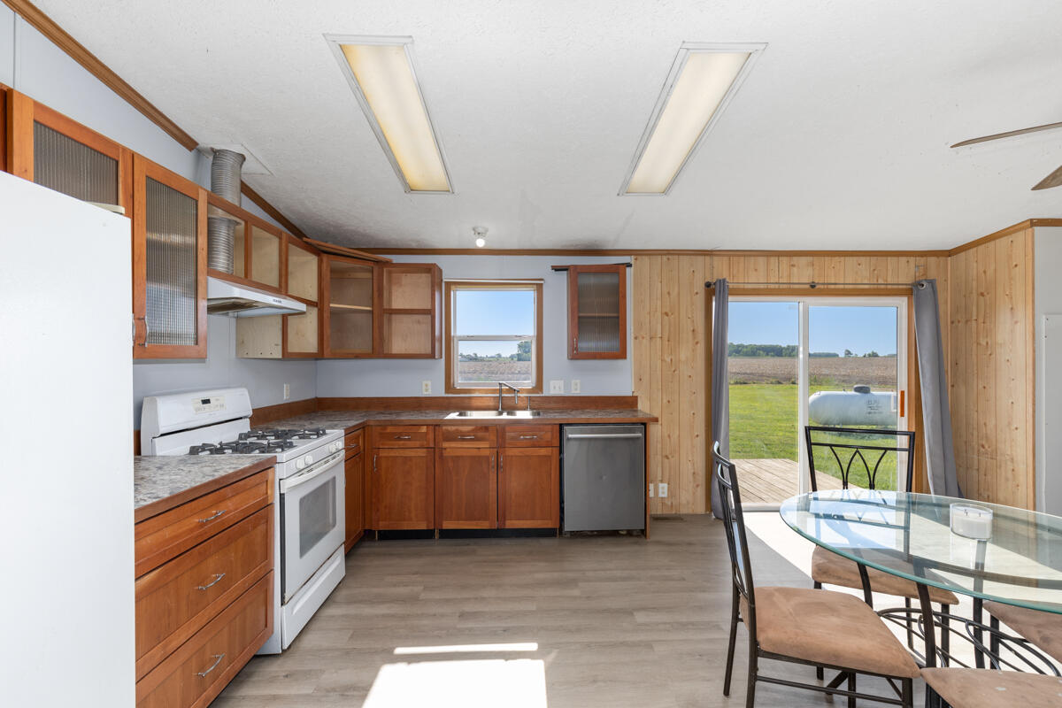 2858 North Marble Road Pierson, MI 49339 - Photo 5 of 20 Gallery Image 5