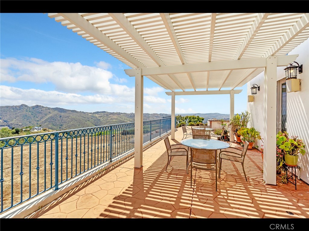 31460 Aquaduct Road Bonsall, CA 92003 - Photo 37 of 57 a view of a swimming pool with outdoor seating