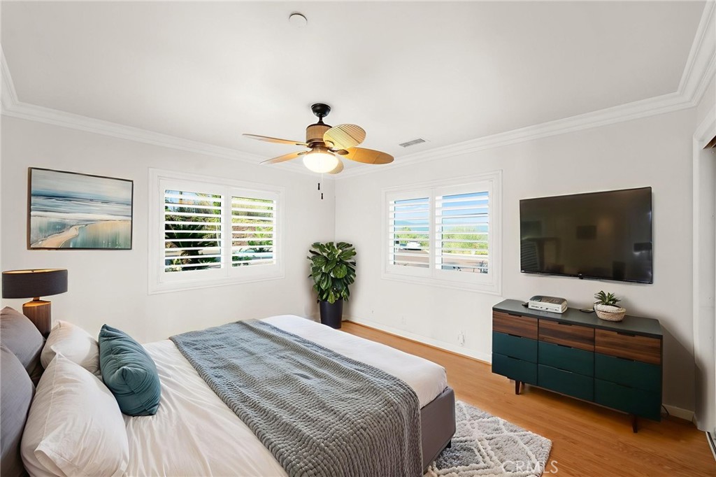 31460 Aquaduct Road Bonsall, CA 92003 - Photo 41 of 57 a bedroom with a bed and a tv