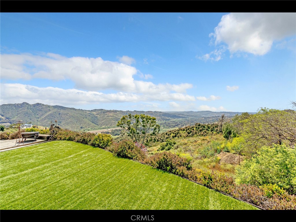 31460 Aquaduct Road Bonsall, CA 92003 - Photo 5 of 57 a view of an ocean from a balcony