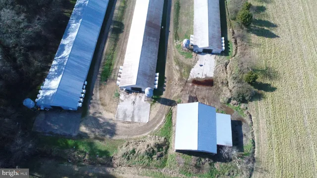 a house view with a outdoor space
