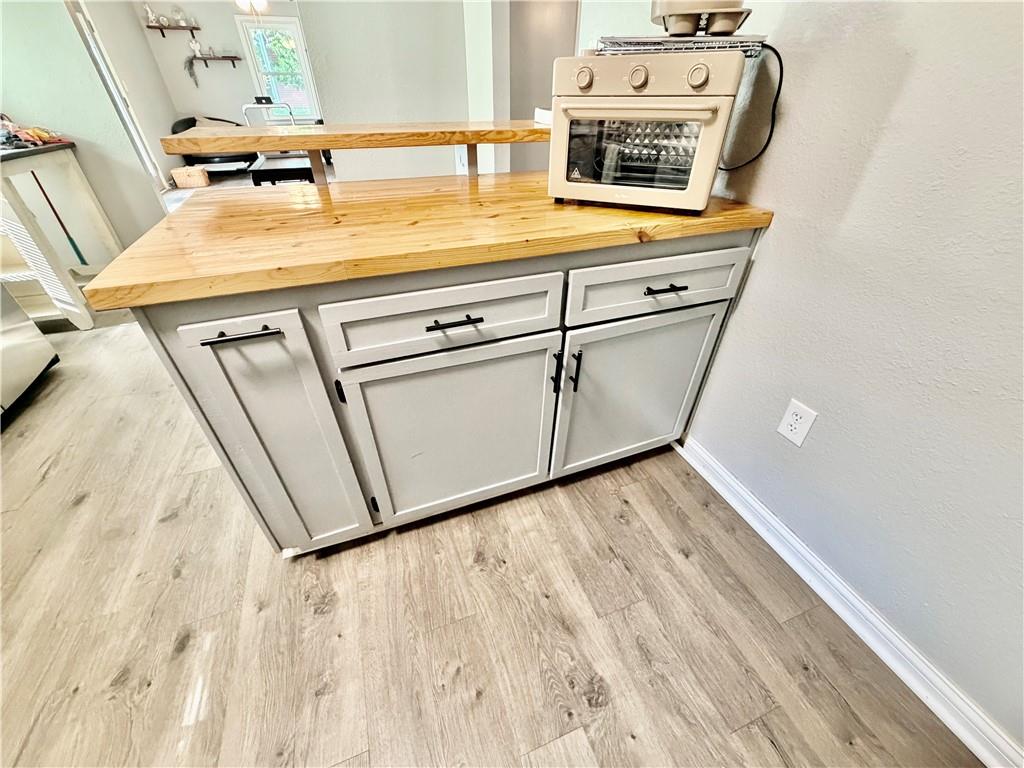 412 Northwest 21 Road Warrensburg, MO 64093 - Photo 10 of 21 Gallery Image 10