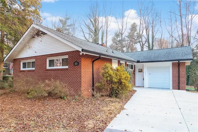 $1,745 | 3056 Kinnamon Road, Winston-Salem, NC 27104