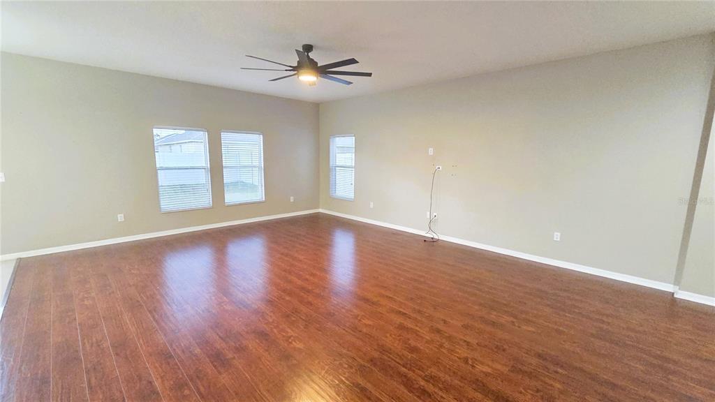 10279 Newminster Loop Ruskin, FL 33573 - Photo 6 of 30