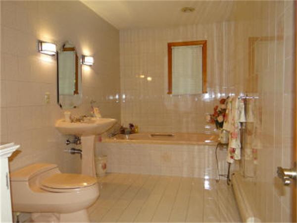 3 Ledgewood Road Saugus, MA 01906 - Photo 18 of 30 Gallery Image 18