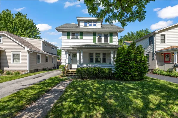 $179,900 | 127 Castleford Road, Greece, NY 14616
