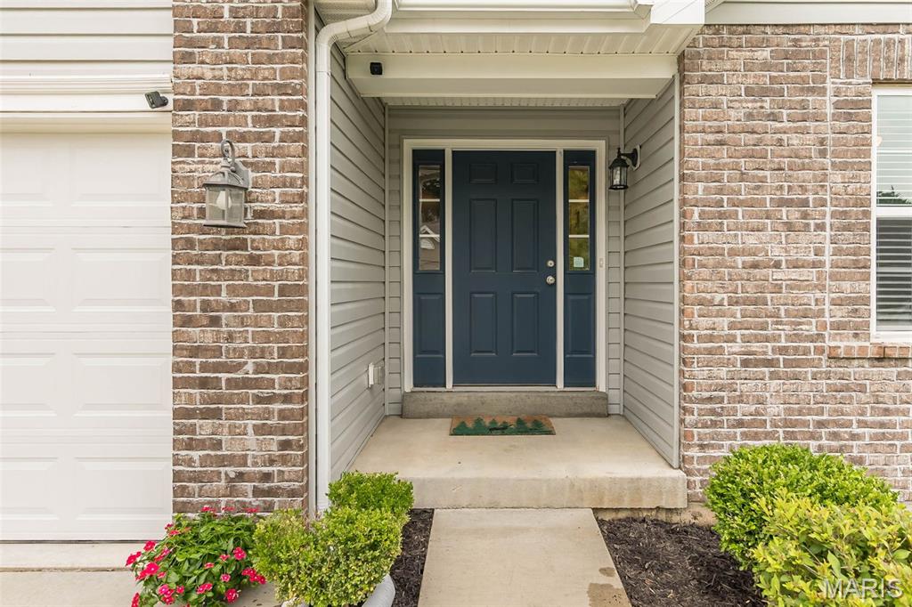 17458 Wyman Ridge Drive Eureka, MO 63025 - Photo 2 of 25