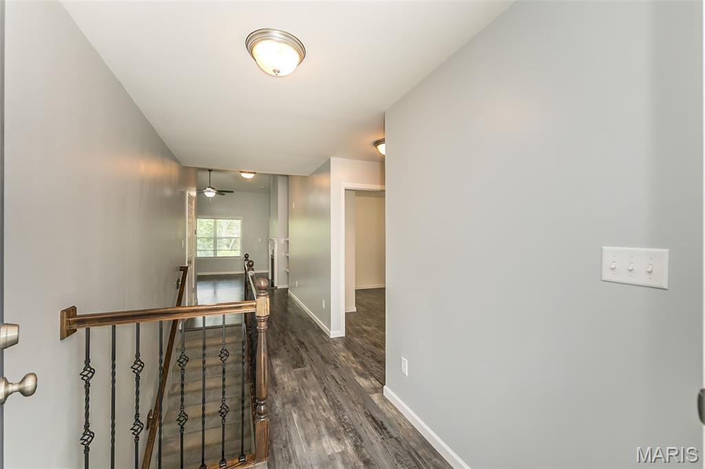 17458 Wyman Ridge Drive Eureka, MO 63025 - Photo 3 of 25