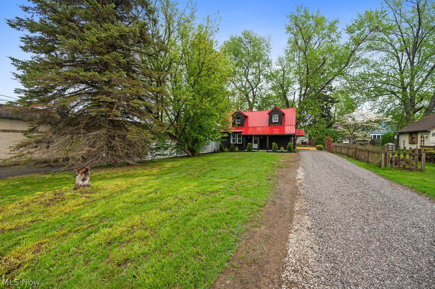 6538 Crawford Road Ashtabula, OH 44004 - Photo 2 of 30