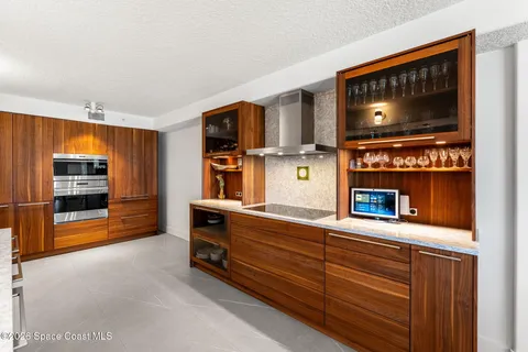 $1,225,000 | 2075 A1A Jimmy Buffett Mem Highway, Unit 2302B, Indian Harbour Beach, FL 32937