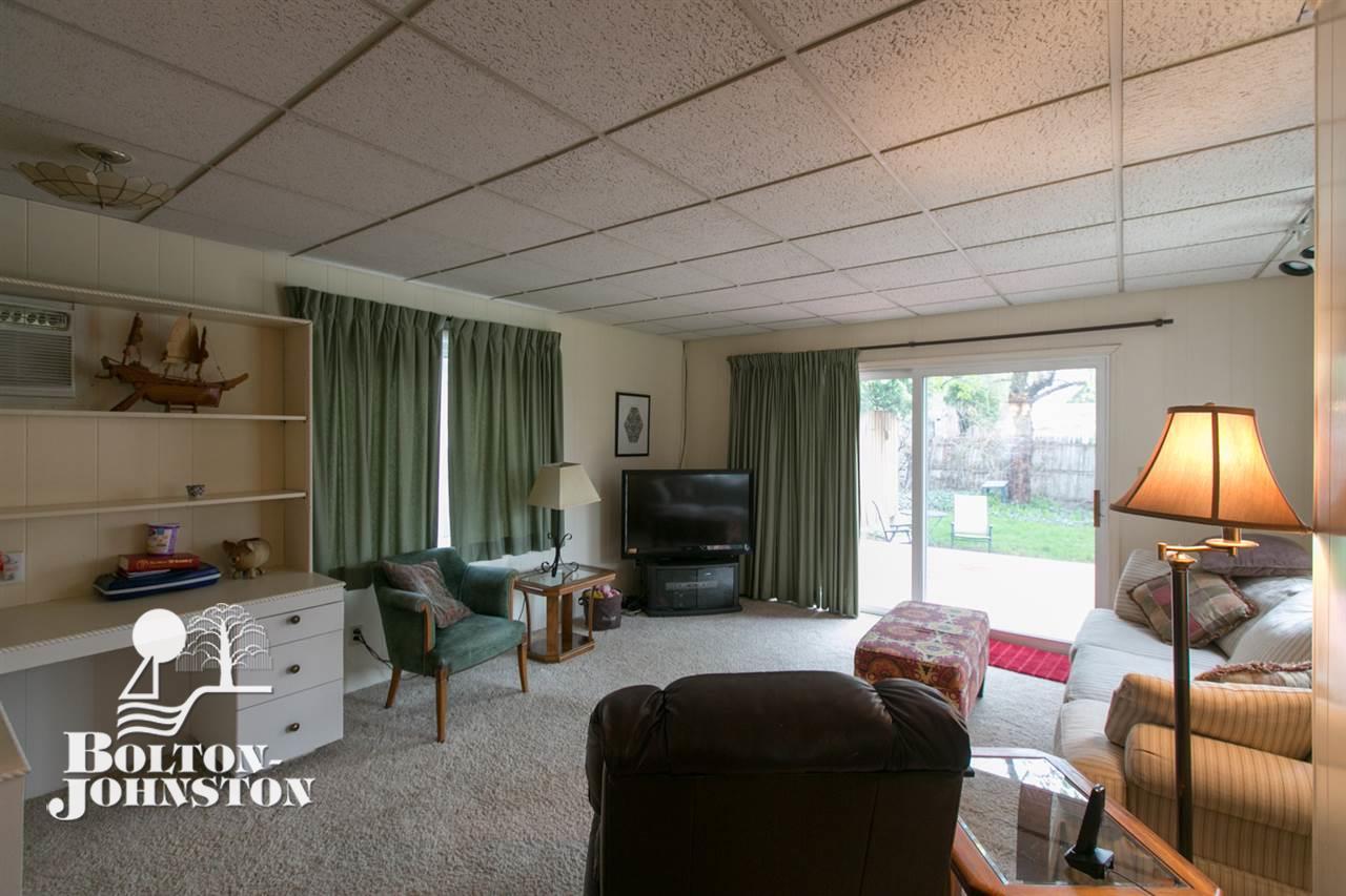338 Fisher Road Grosse Pointe Farms, MI 48230 - Photo 6 of 20