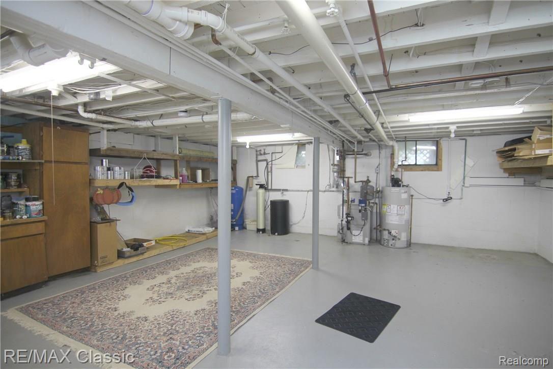 6400 Bullard Road Fenton, MI 48430 - Photo 40 of 42 jBullard Rd Basement 2.jpg