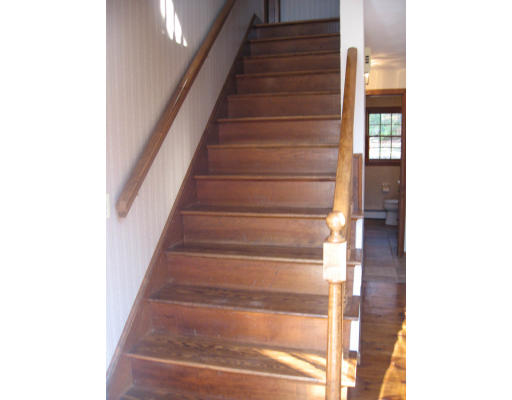 21 Marlyn Road Billerica, MA 01821 - Photo 10 of 17