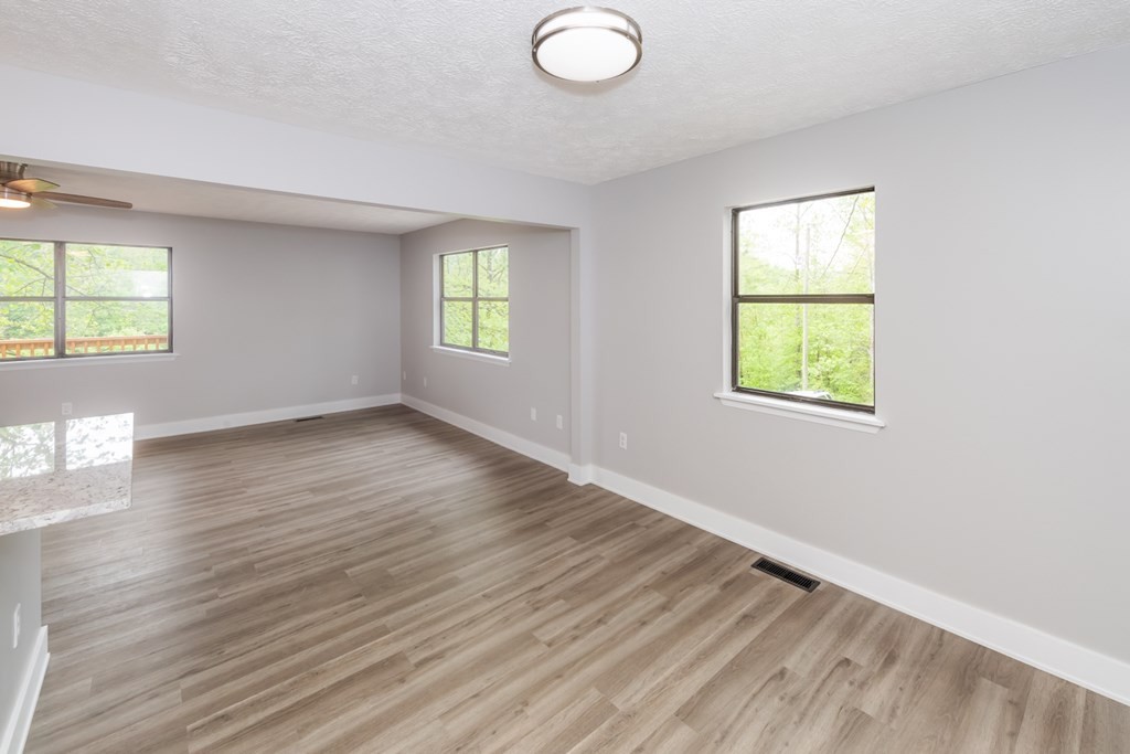 869 Sugar Loaf Road Sevierville, TN 37876 - Photo 11 of 36 Gallery Image 11
