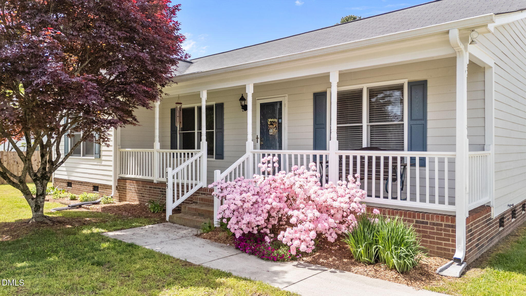 709 Slippery Bank Court Benson, NC 27504 - Photo 2 of 43 front view of a house