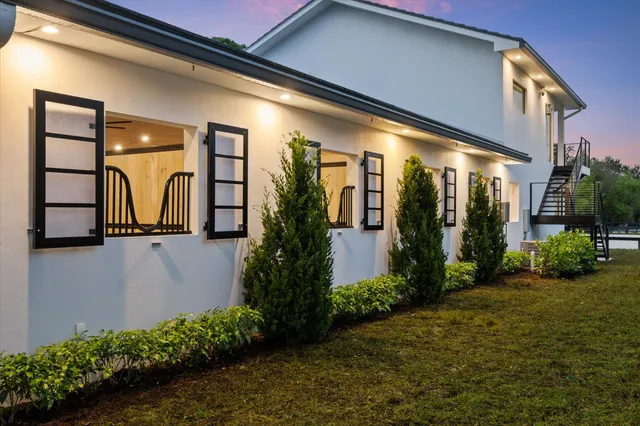 $1,500 | 14322 Drafthorse Lane, Unit BARN, Wellington, FL 33414